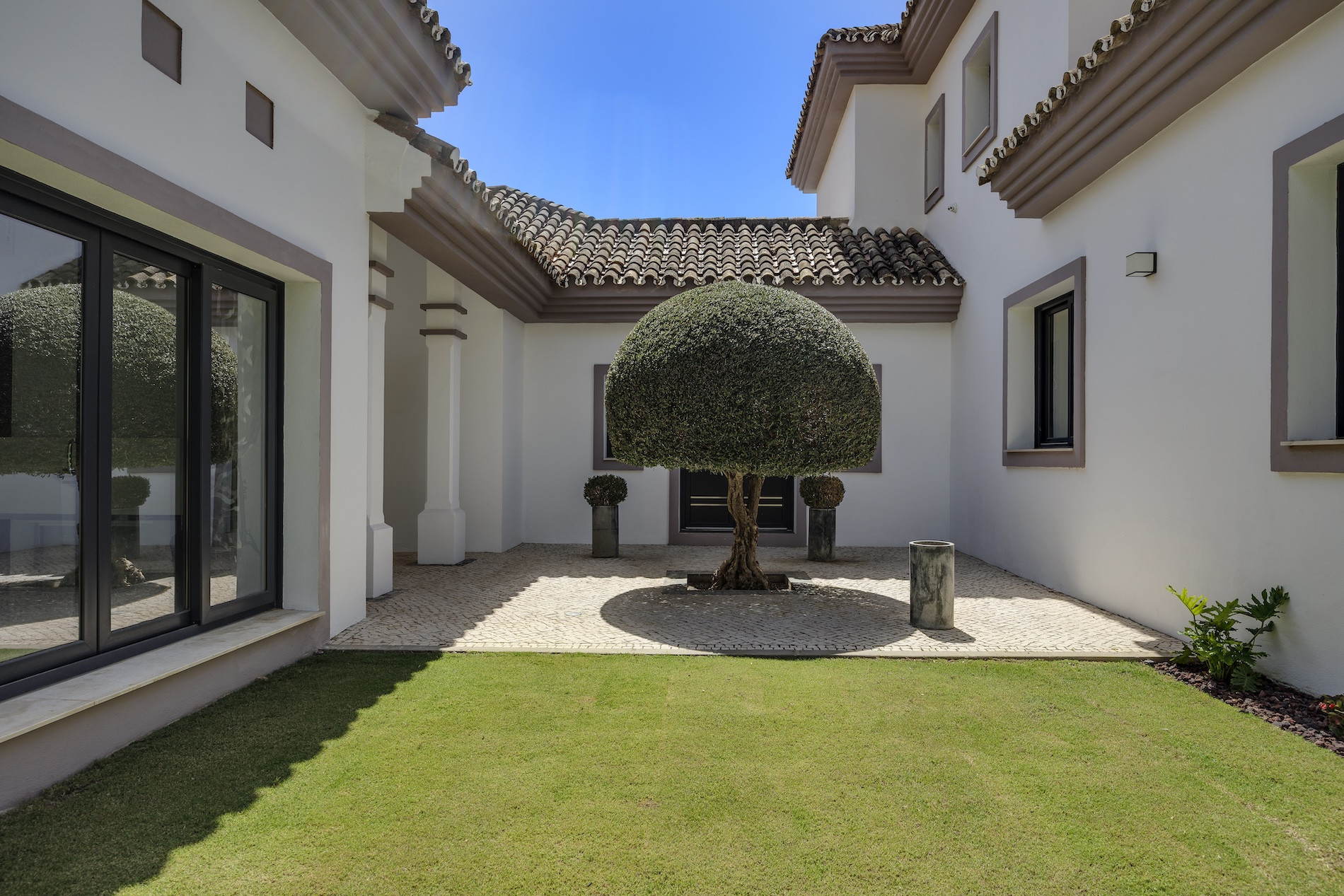 4 Bedroom Villa in Benahavís - Фото 8