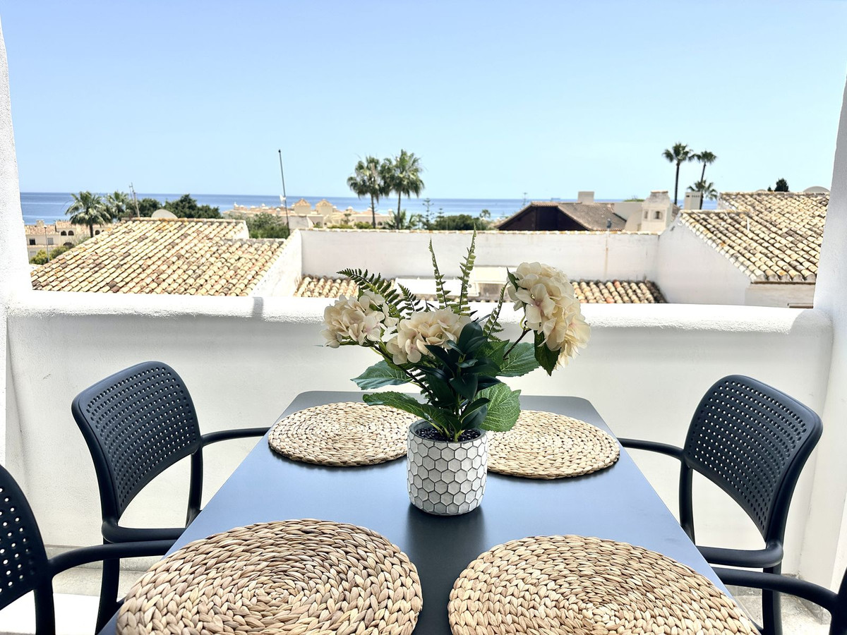 2 Bedroom Apartment in Mijas