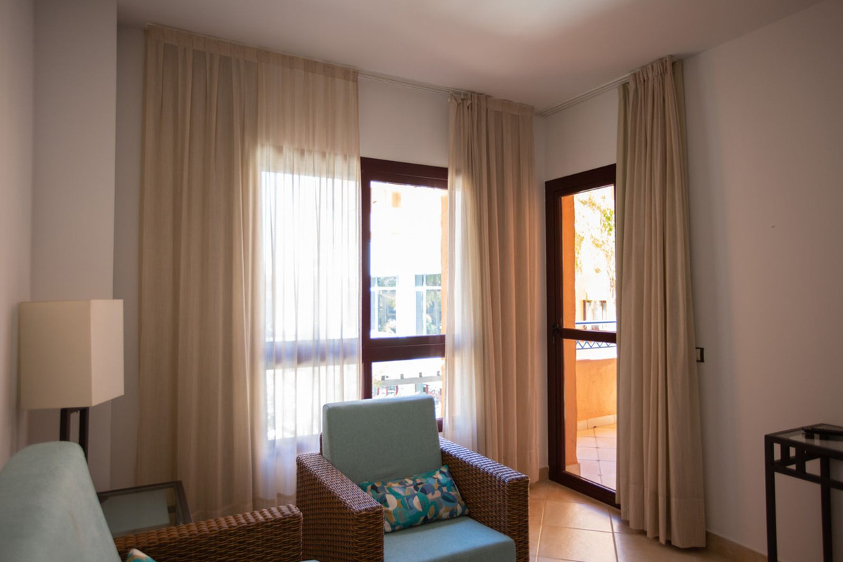 1 Bedroom Apartment in Estepona - Foto 44