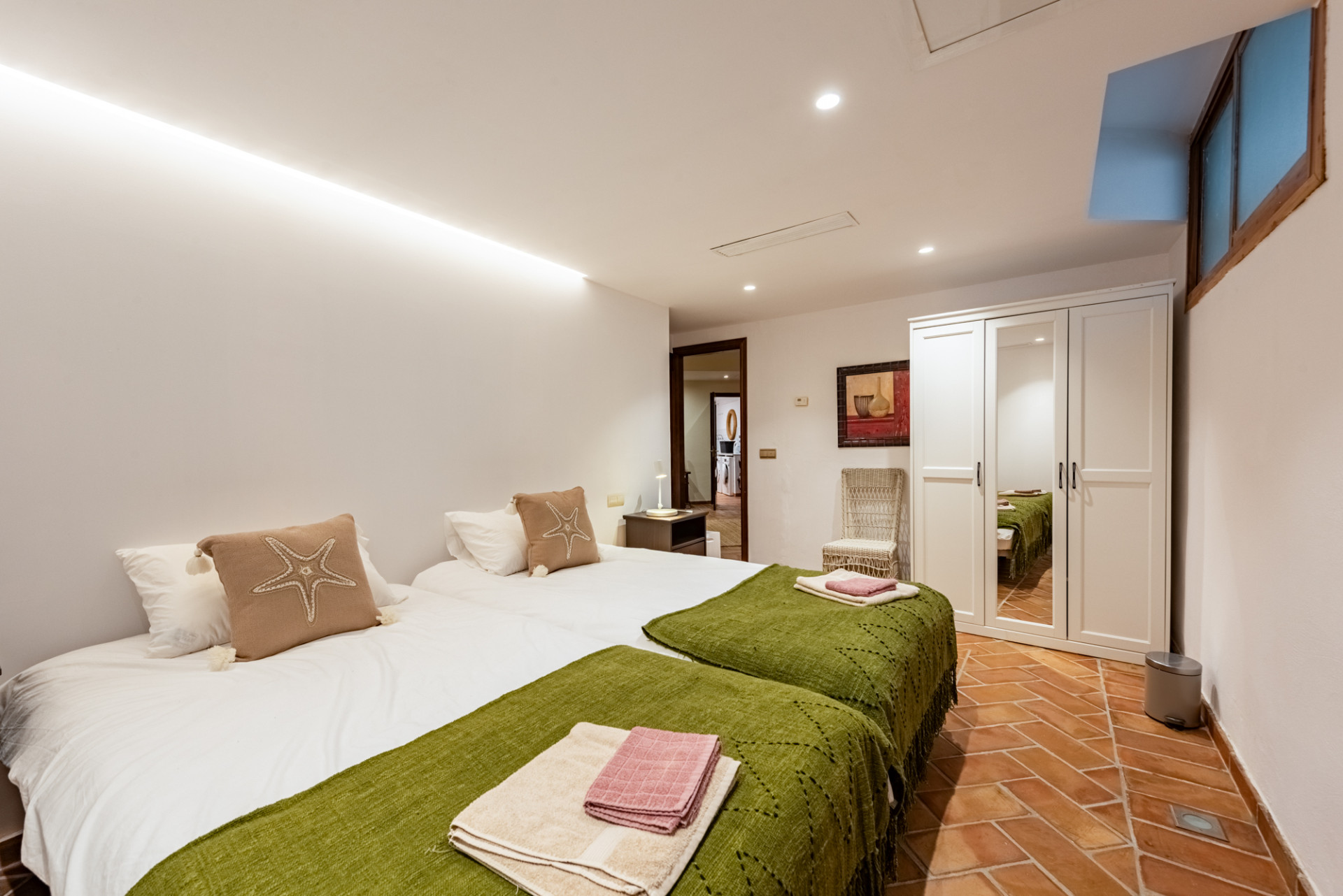 5 Bedroom Villa in Casares - Photo 24
