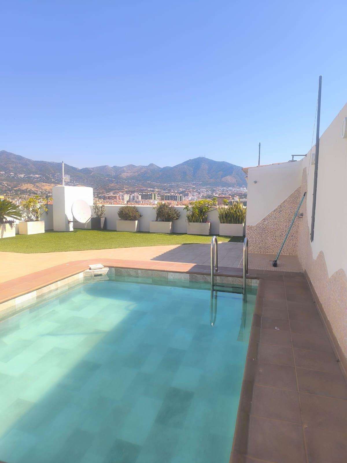 3 Bedroom Penthouse in Fuengirola - Photo 30