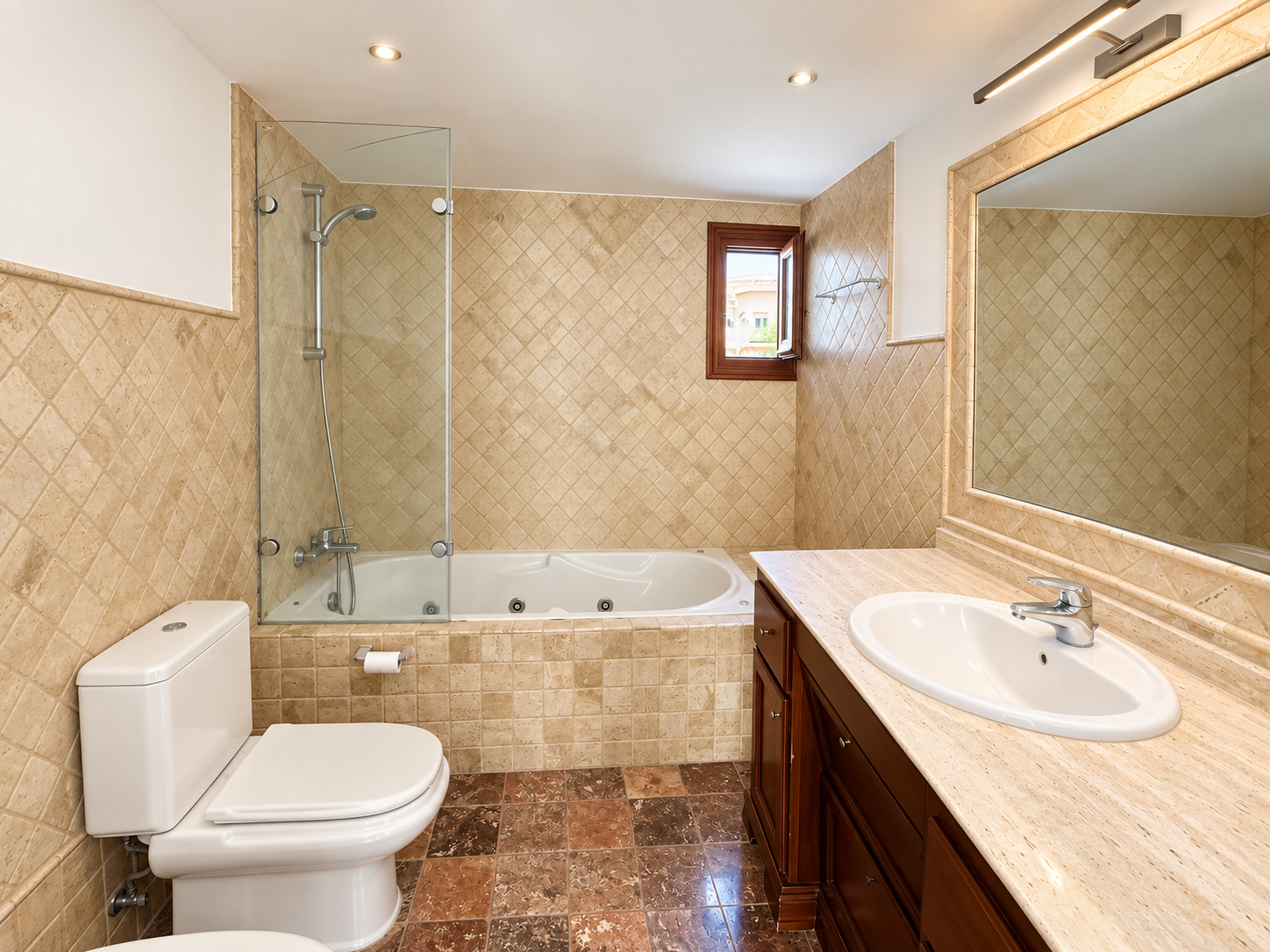 3 Bedroom Townhouse in Marbella - Photo 15