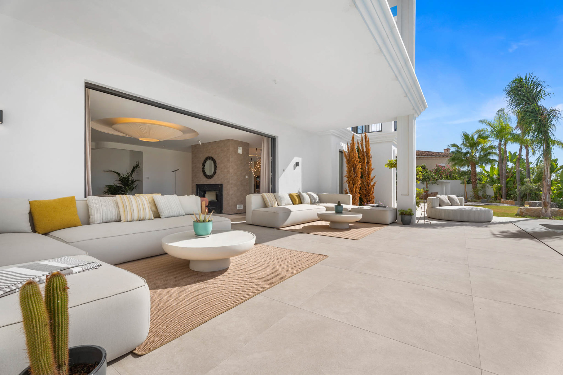 8 Bedroom Villa in Benahavís - Фото 10