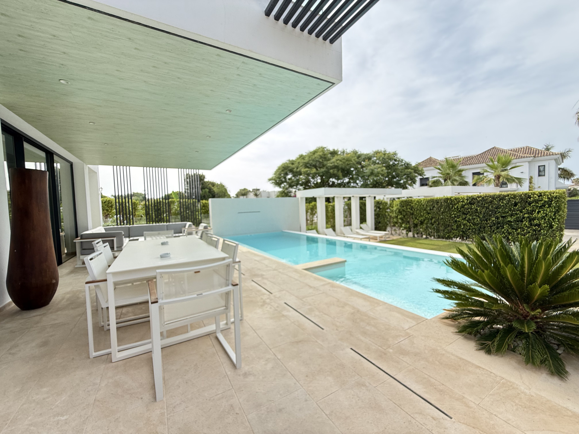 7 Bedroom Villa in San Pedro de Alcántara - Photo 4