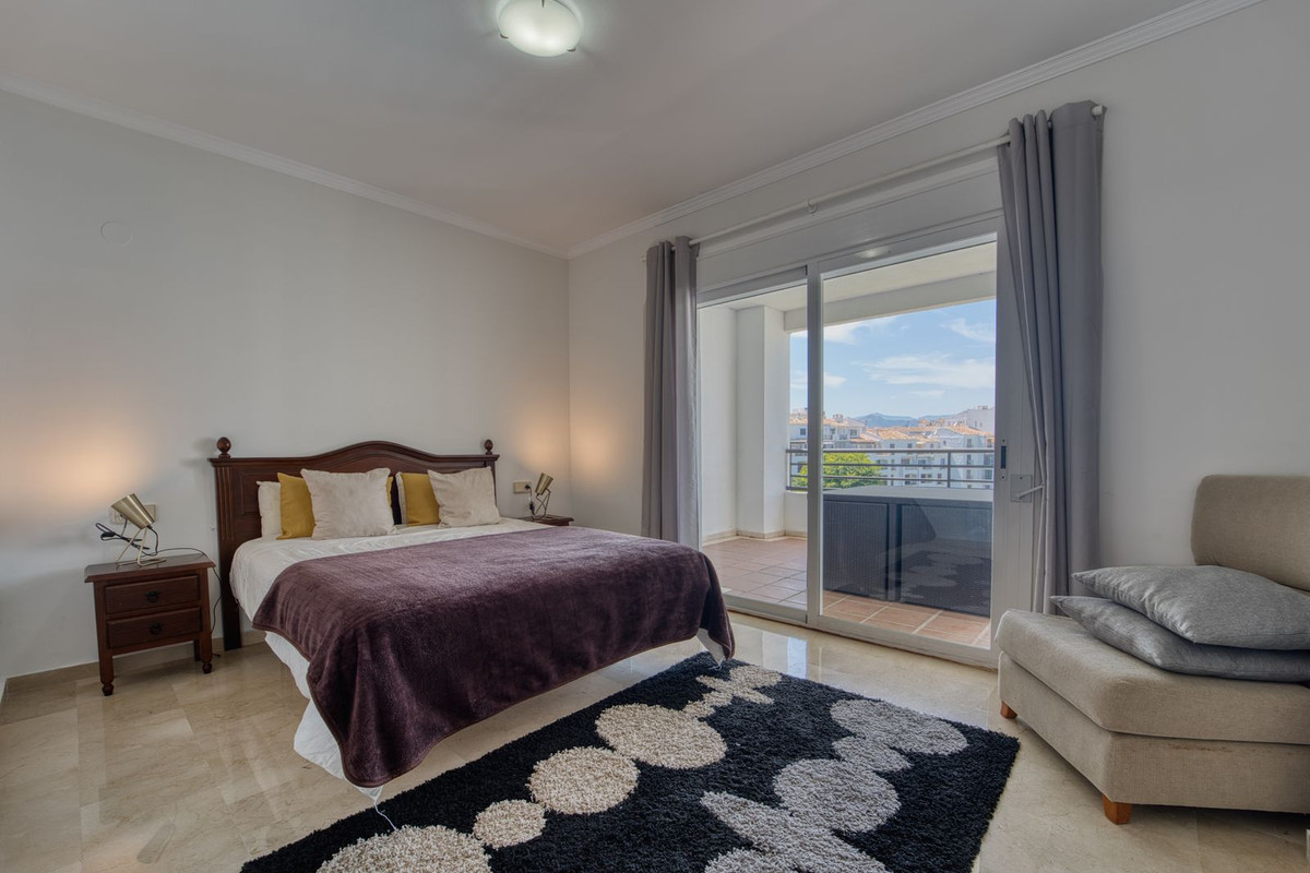 Apartamento com 4 quartos com piscina em Málaga, Espanha – Foto 18