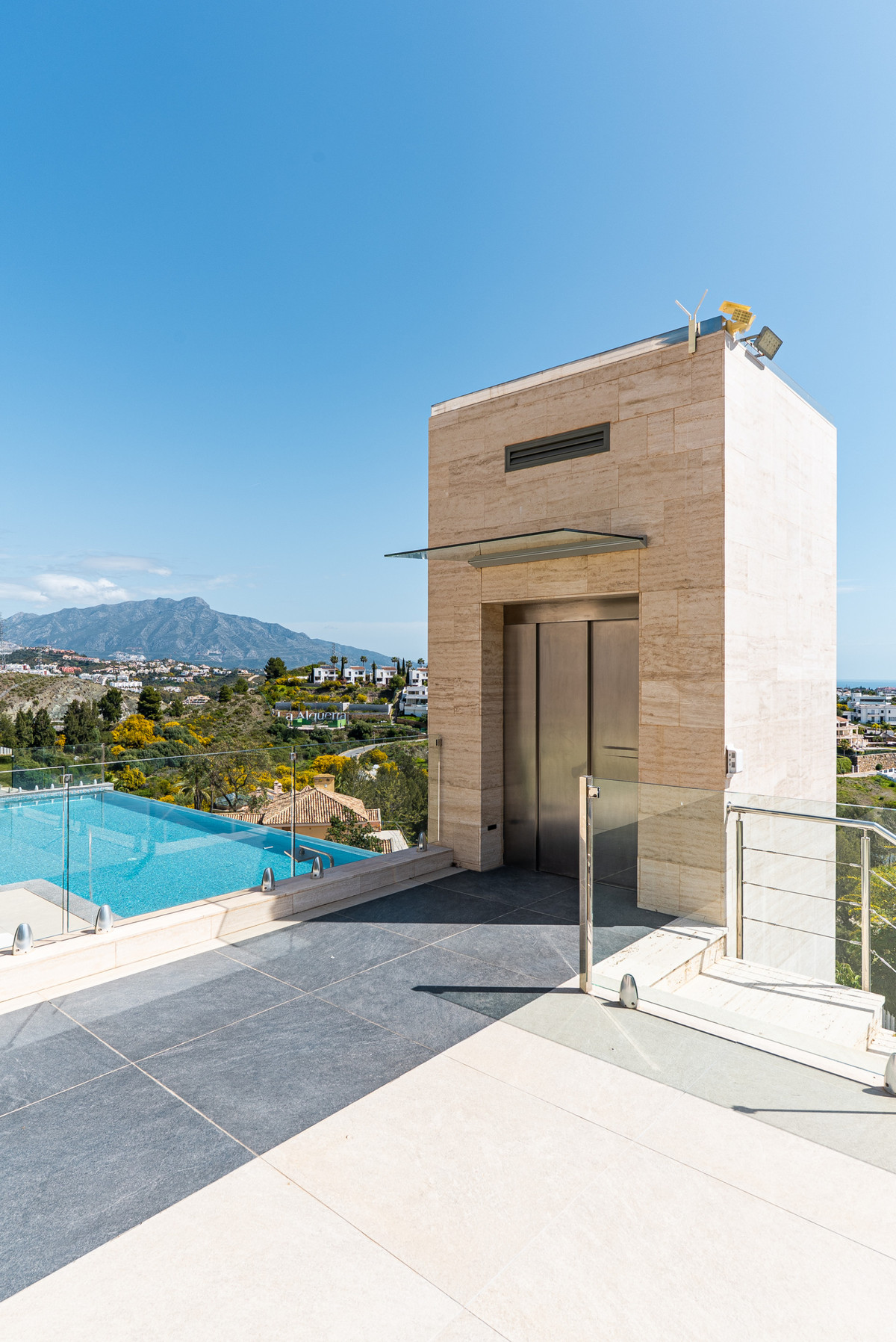 5 Bedroom Villa in Benahavís - Foto 31
