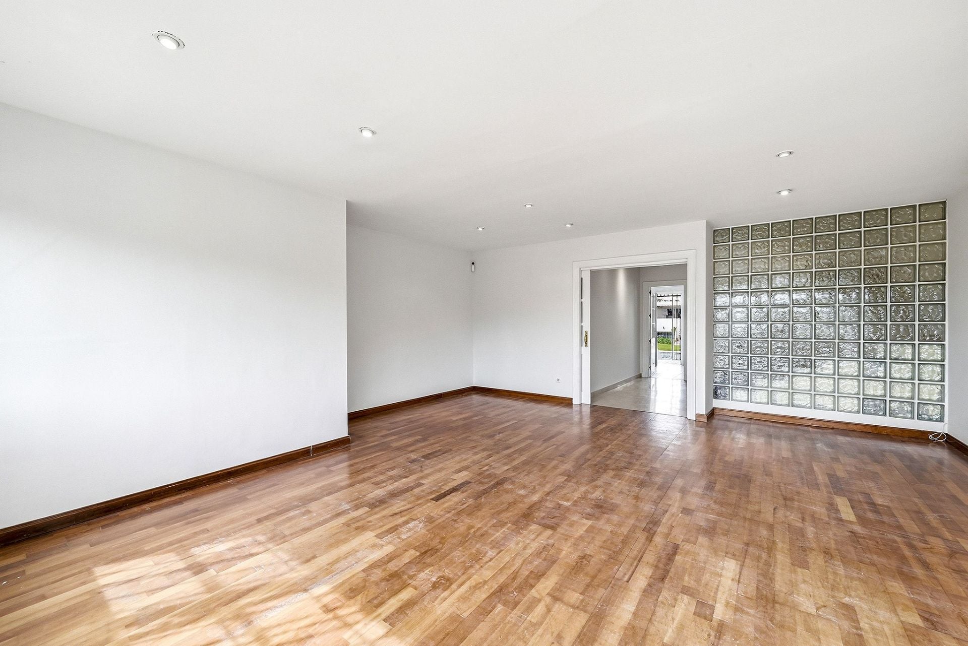 4 Bedroom Townhouse in Marbella - Photo 20