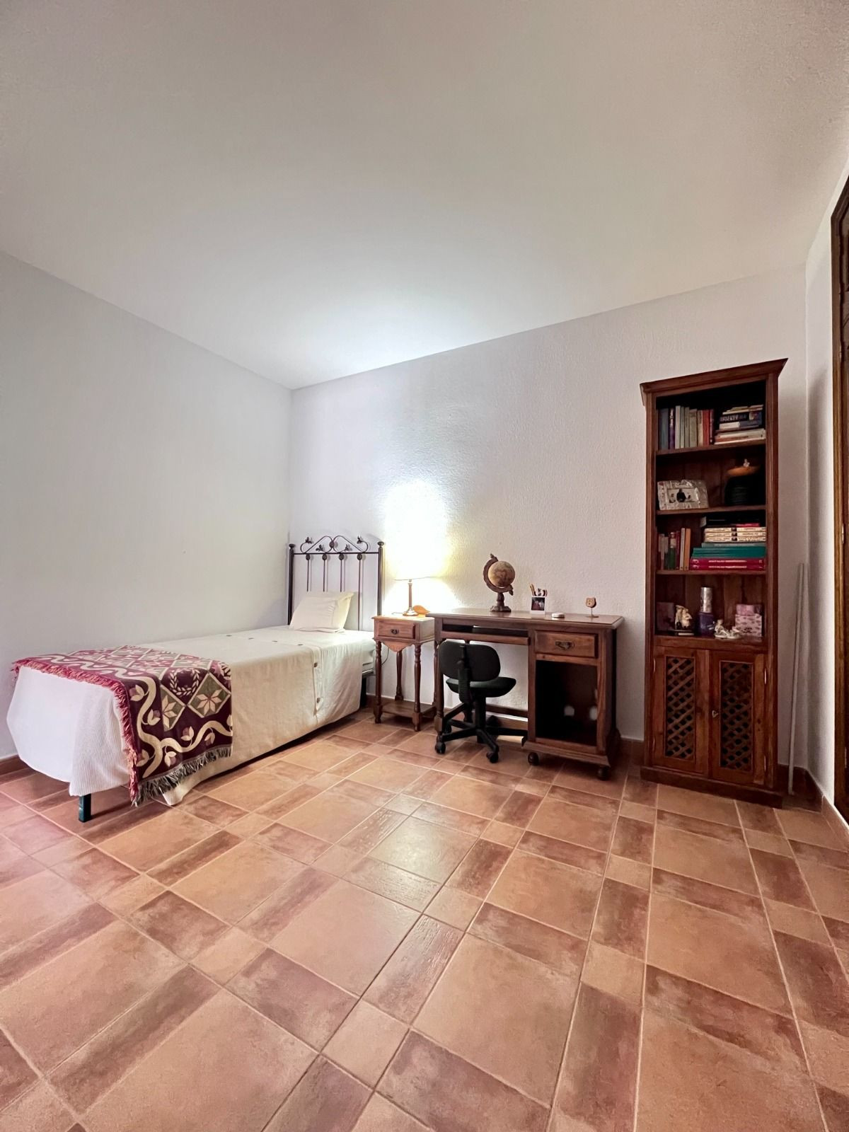 3 Bedroom Villa in Estepona - Photo 35