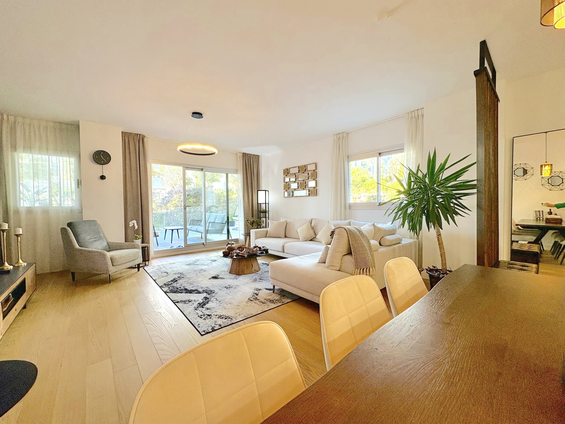 2 Bedroom Apartment in Mijas - Photo 14
