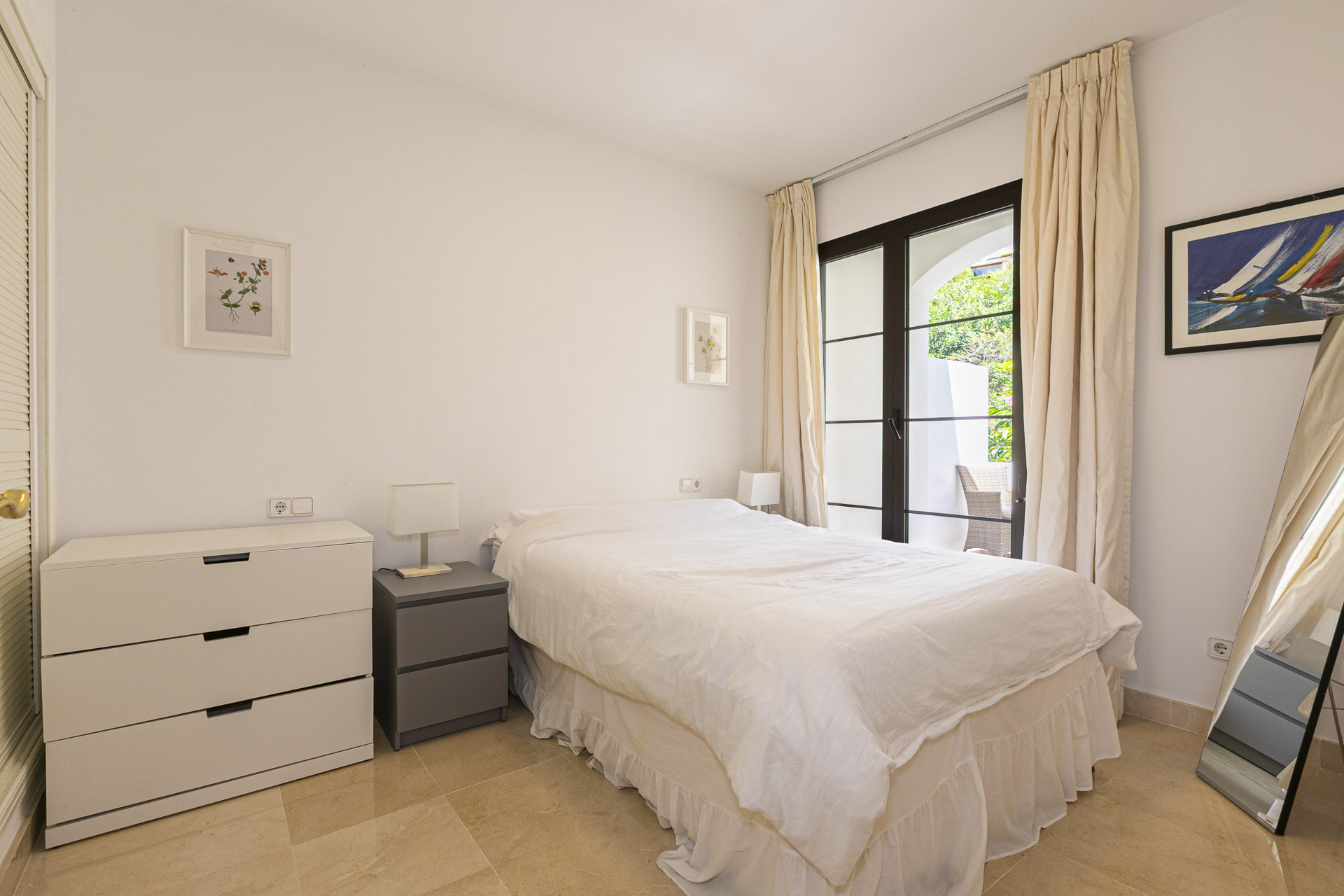 4 Bedroom Townhouse in Benahavís - Foto 29