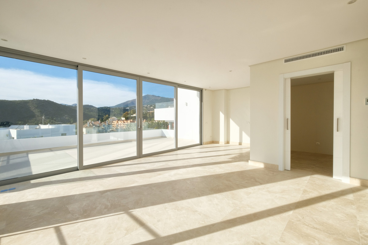 4 Bedroom Villa in Benahavís - Foto 25