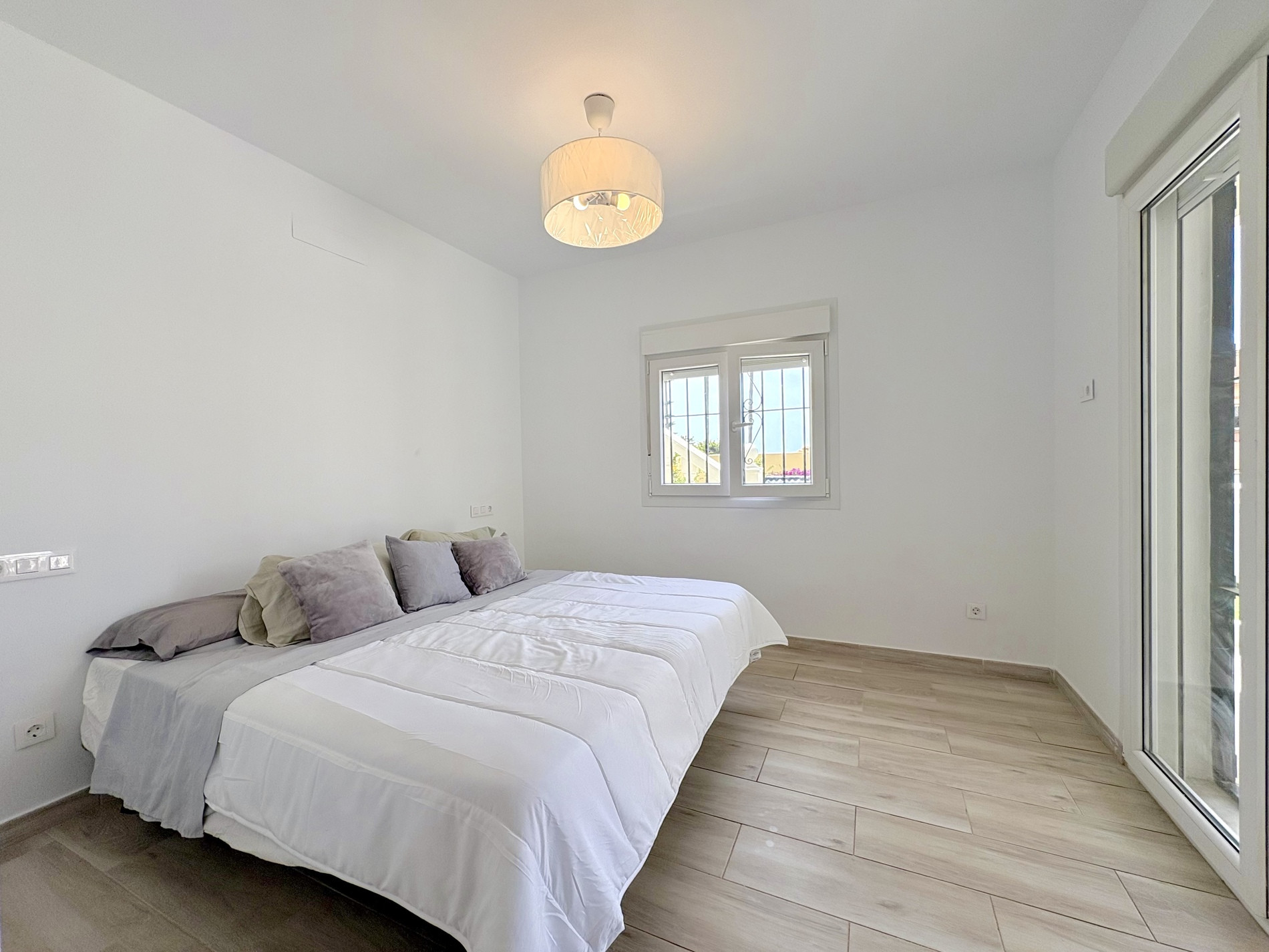 7 Bedroom Villa in Mijas - Photo 24