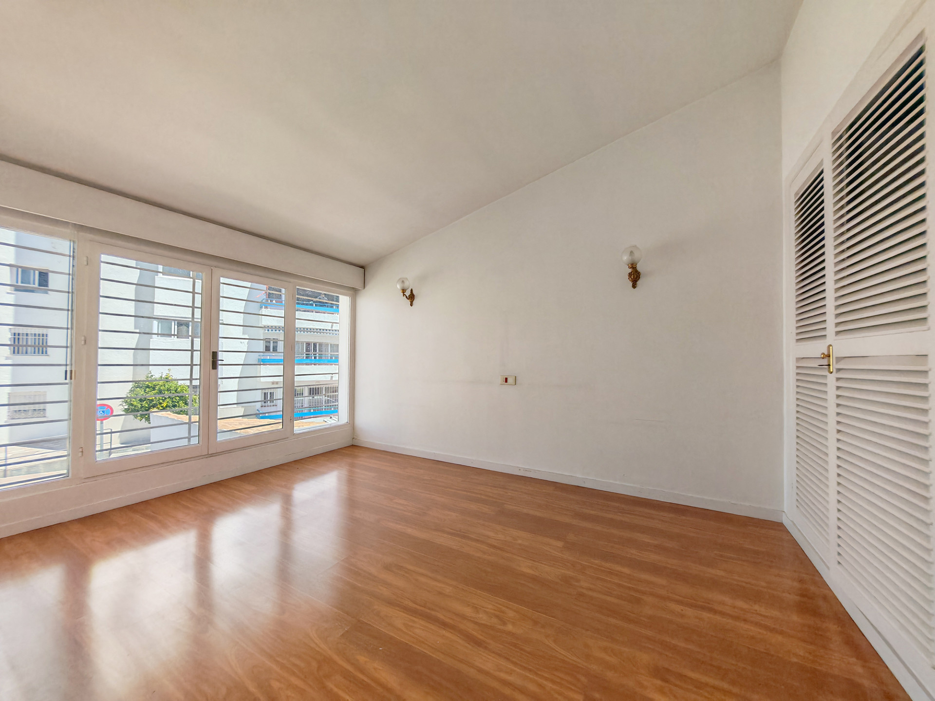 4 Bedroom Villa in Fuengirola - Photo 16