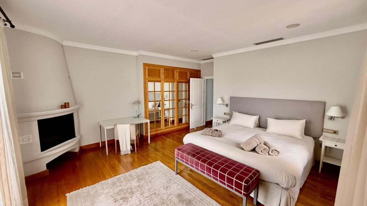 5 Bedroom Villa in Benahavís - Фото 27