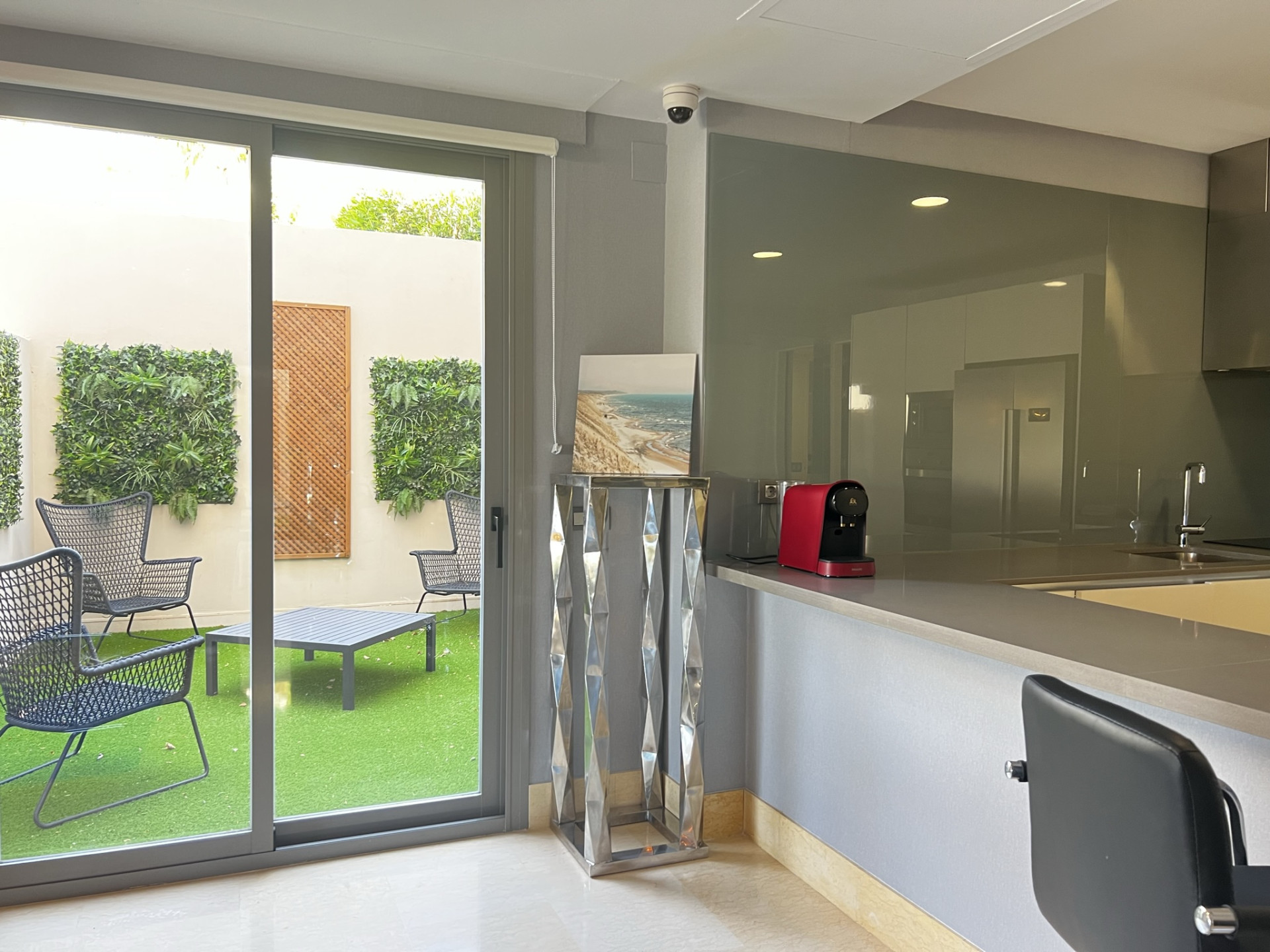 3 Bedroom Apartment in Benahavís - Photo 12