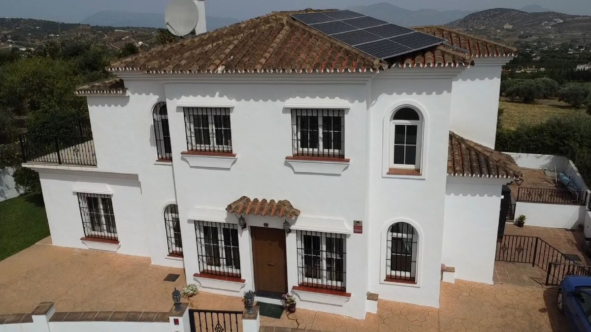 4 Bedroom Villa in Alhaurín el Grande - Foto 2