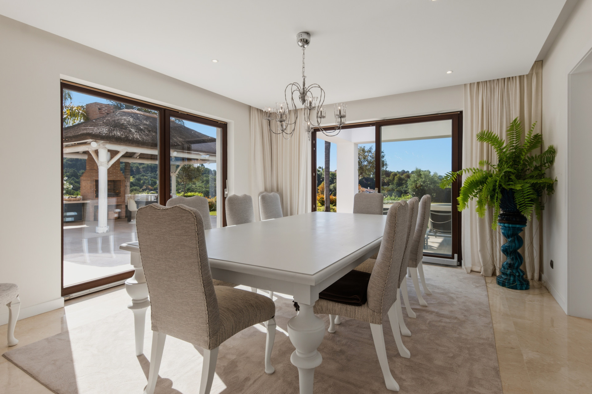 5 Bedroom Villa in Benahavís - Foto 19