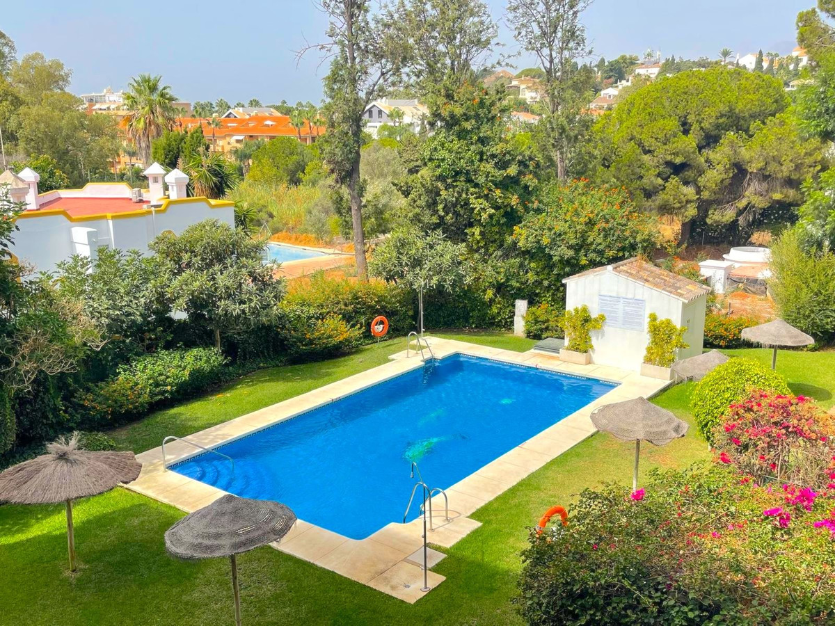 2 Bedroom Apartment in Marbella