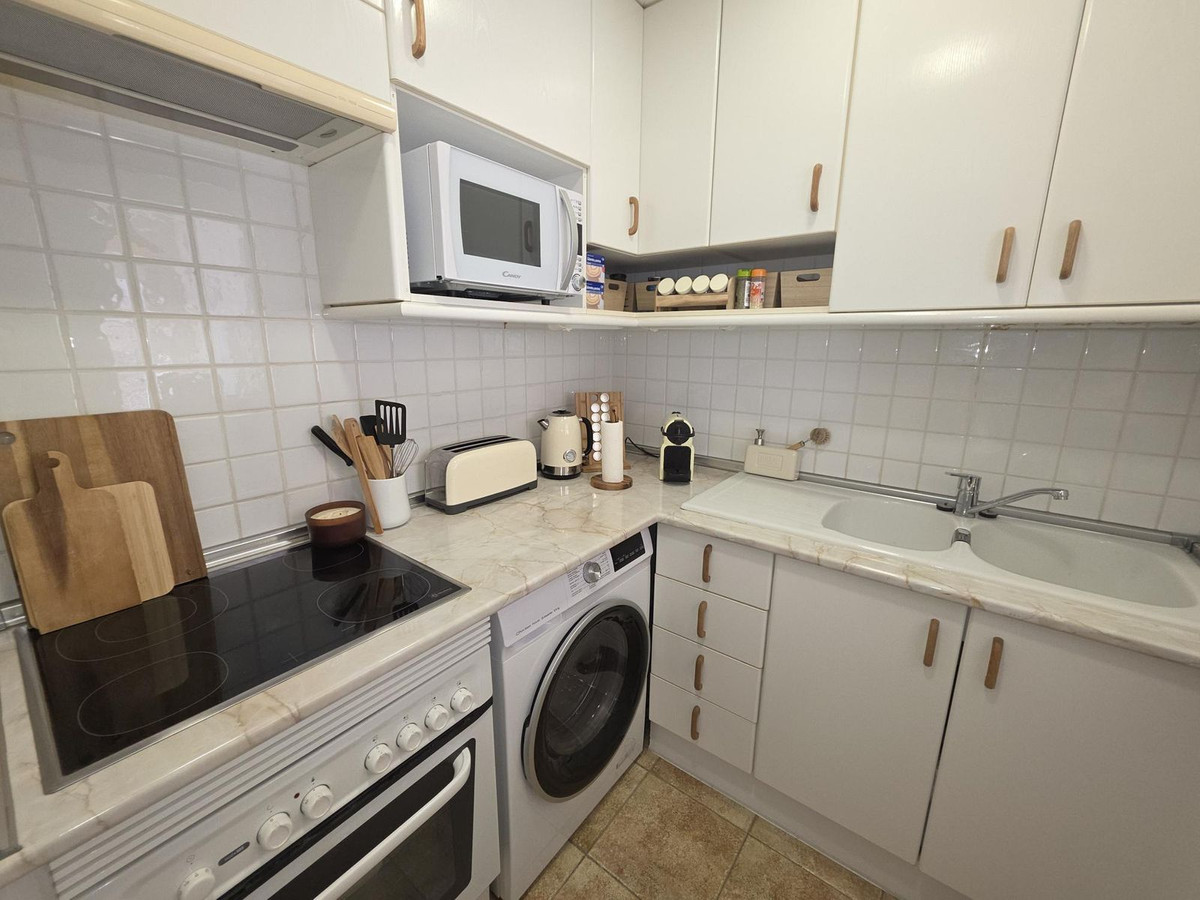 2 Bedroom Apartment in Fuengirola - Foto 12