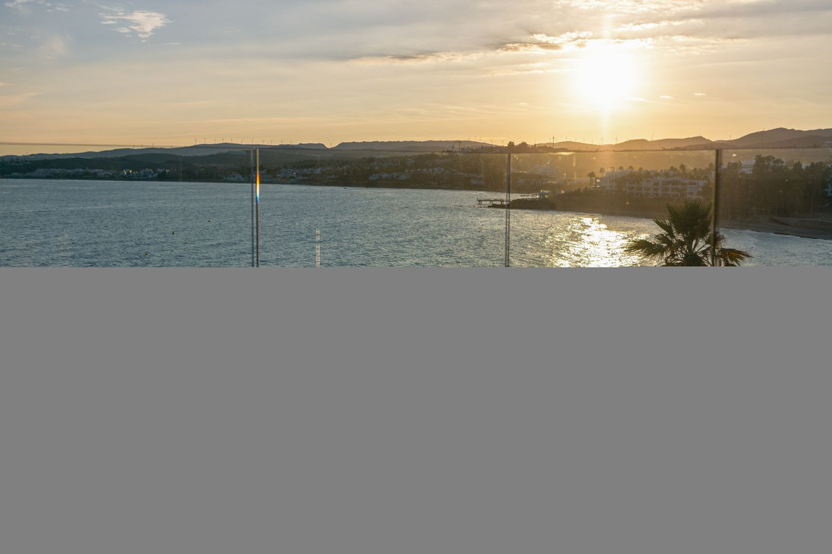 3 Bedroom Villa in Estepona - Photo 40