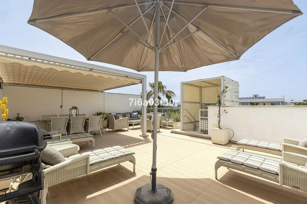 Apartamento com 3 quartos com piscina em Málaga, Espanha – Foto 16