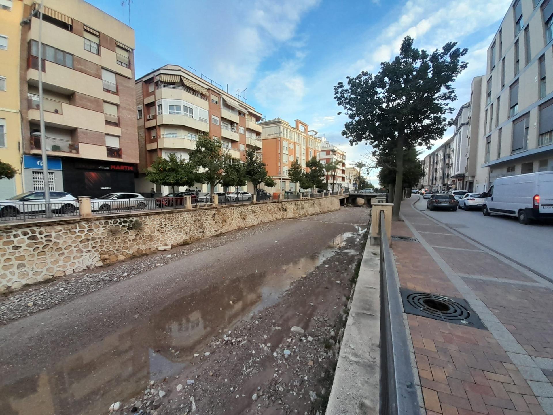 Piso de 4 dormitorios en Murcia – Foto 2