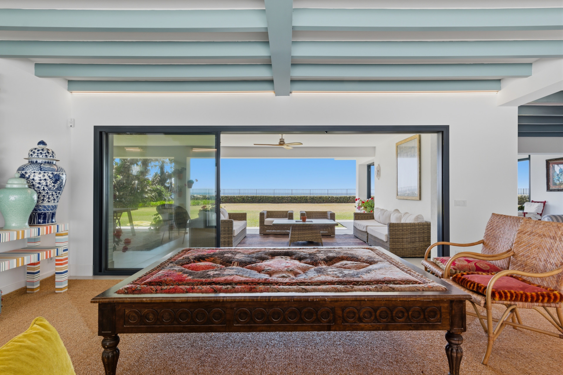 9 Bedroom Villa in Estepona - Photo 9