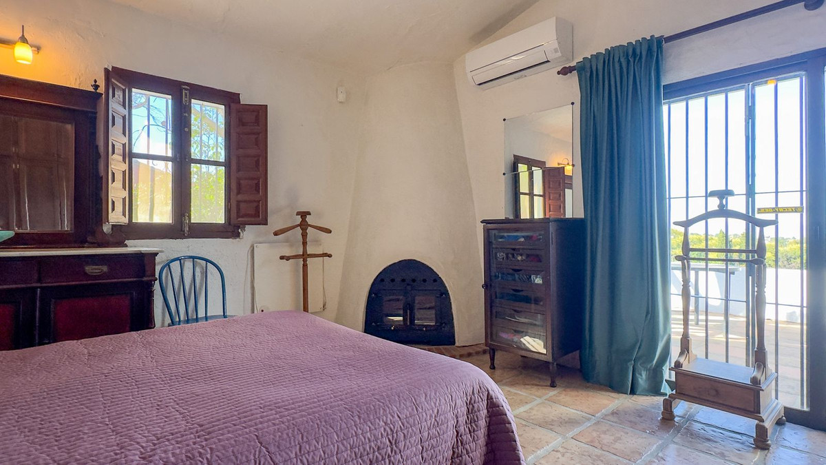 3 Bedroom Country house in Alhaurín el Grande - Photo 20
