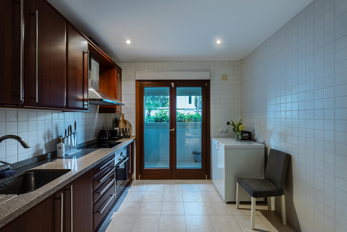 2 Bedroom Apartment in Marbella - Foto 10