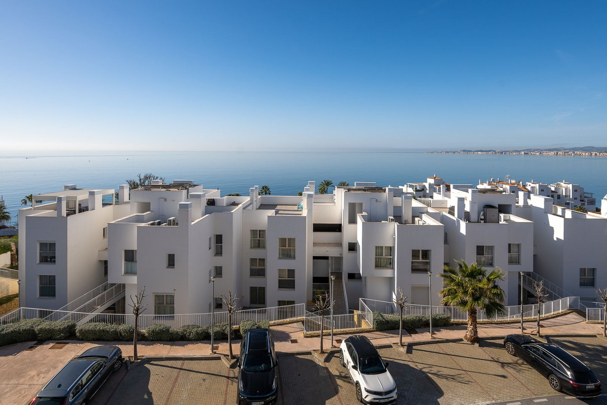 3 Bedroom Penthouse in Benalmádena - Photo 19