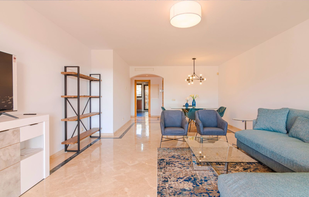 3 Bedroom Apartment in Casares - Photo 14