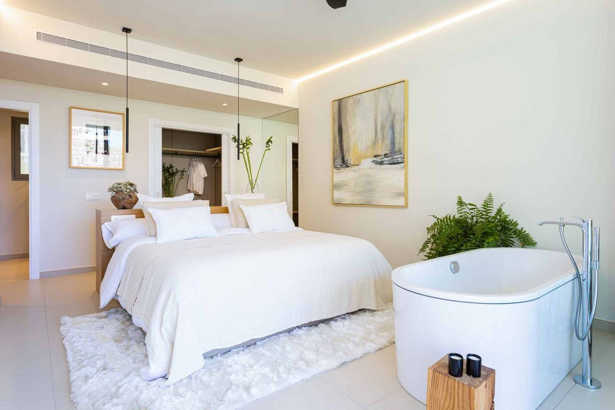 3 Bedroom Apartment in Mijas - Photo 6