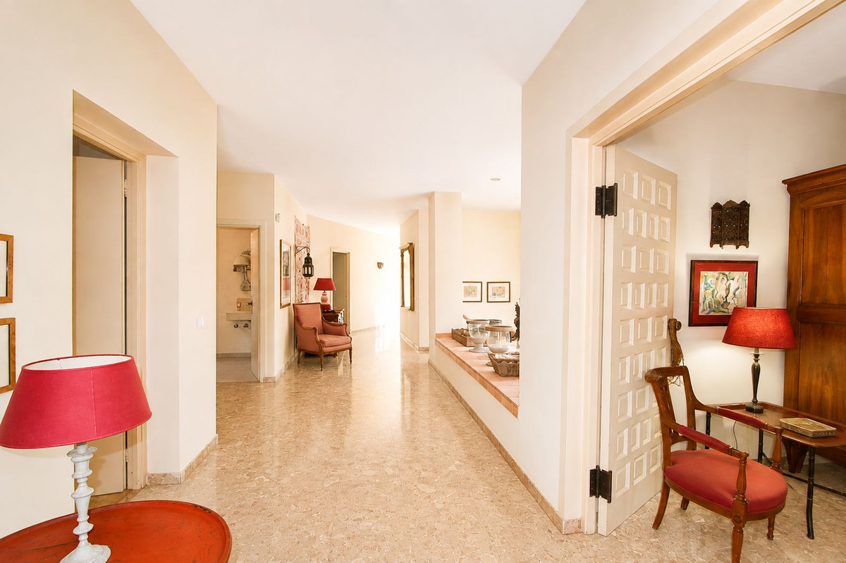 4 Bedroom Villa in Benahavís - Foto 18