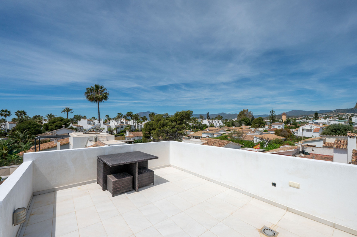3 Bedroom Villa in Estepona - Фото 42