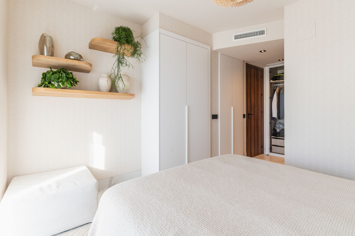 3 Bedroom Apartment in San Pedro de Alcántara - Photo 31