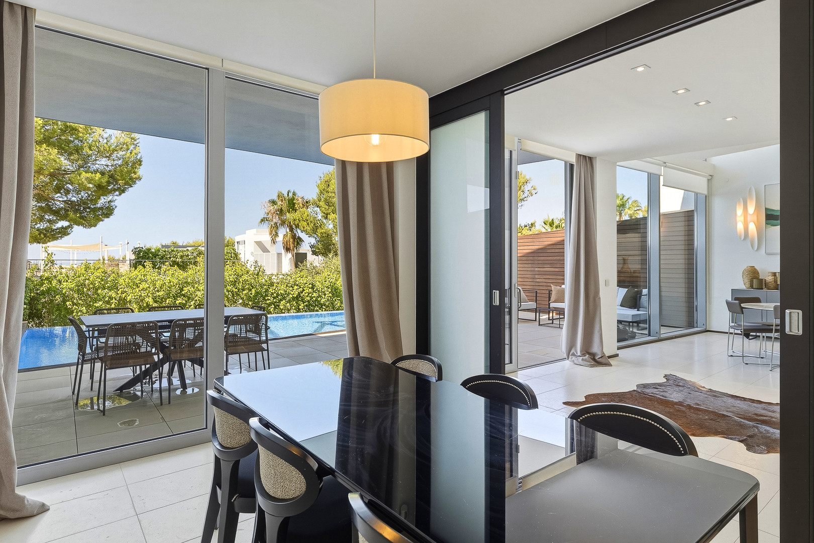 3 Bedroom Villa in Marbella - Photo 8