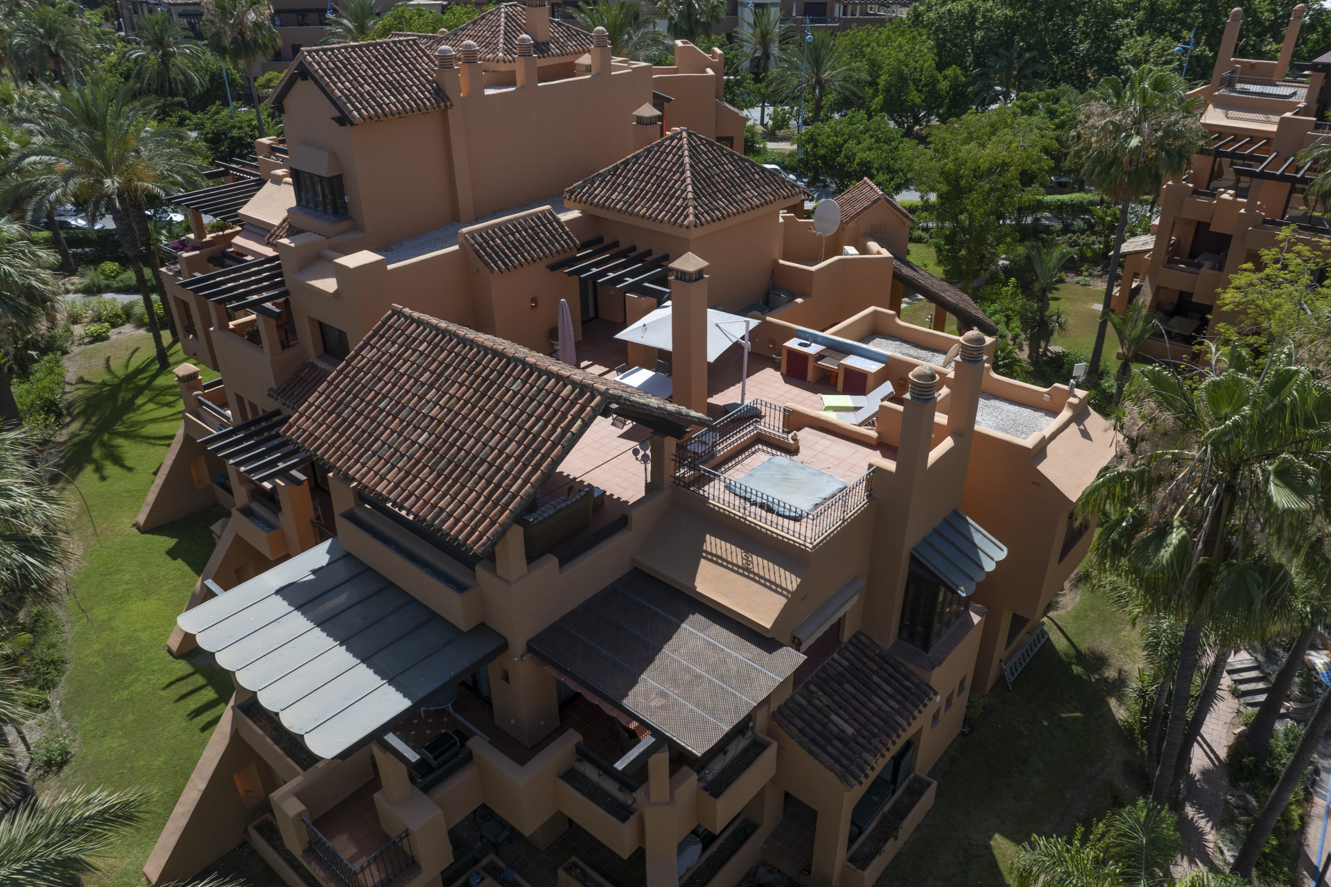 3 Bedroom Penthouse in San Pedro de Alcántara - Photo 28