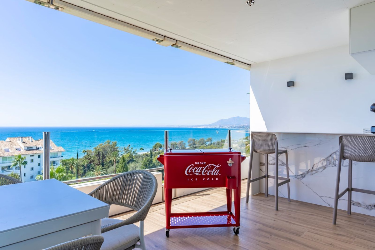 3 Bedroom Apartment in Marbella - Photo 15