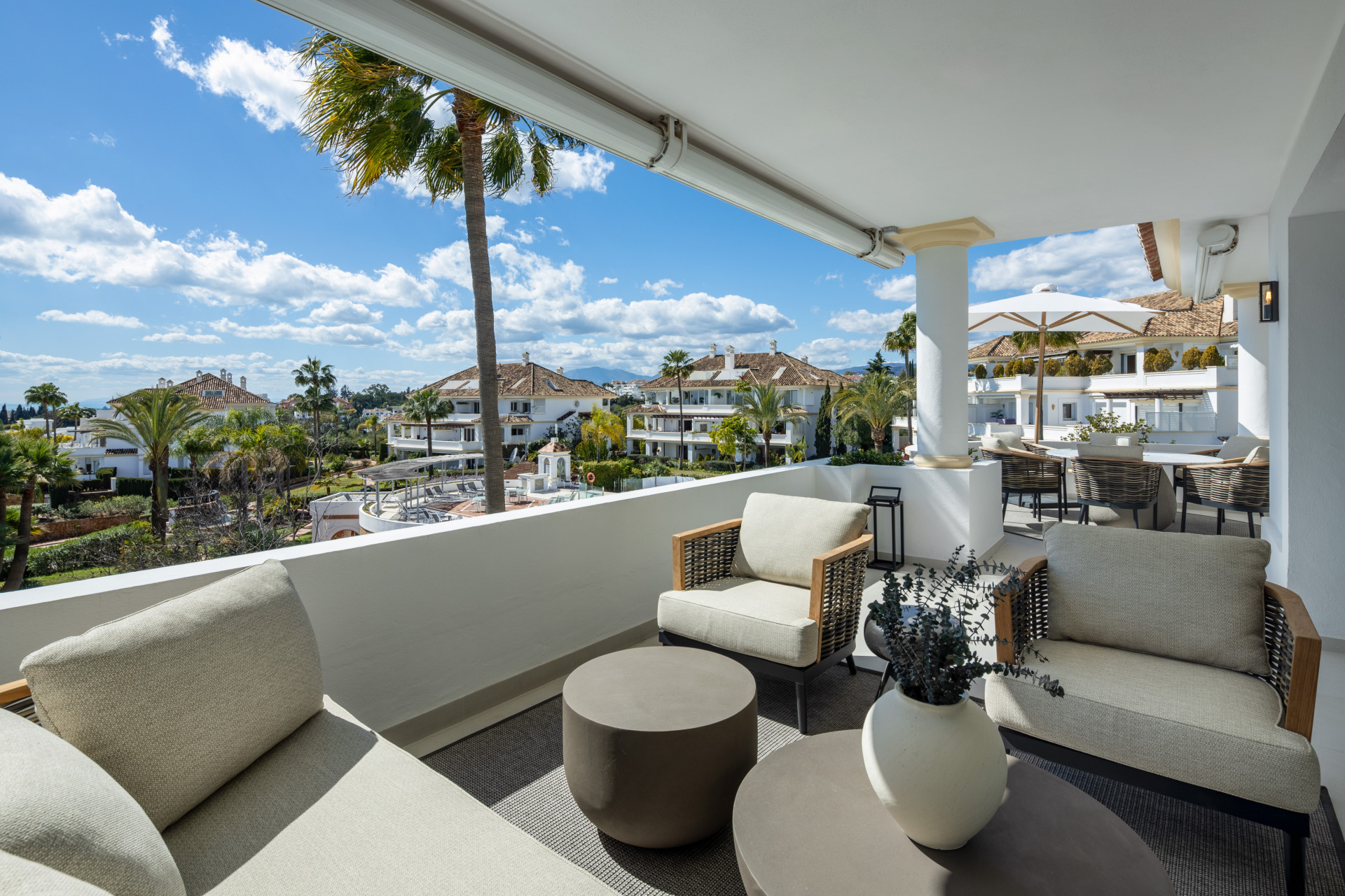 3 Bedroom Townhouse in Marbella - Photo 2
