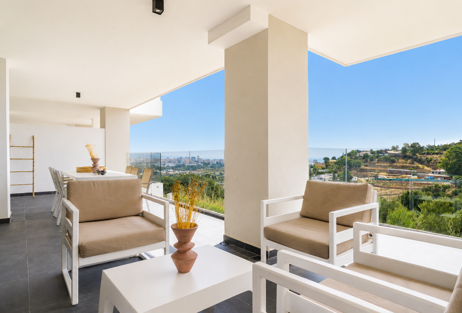 3 Bedroom Apartment in Mijas - Photo 3