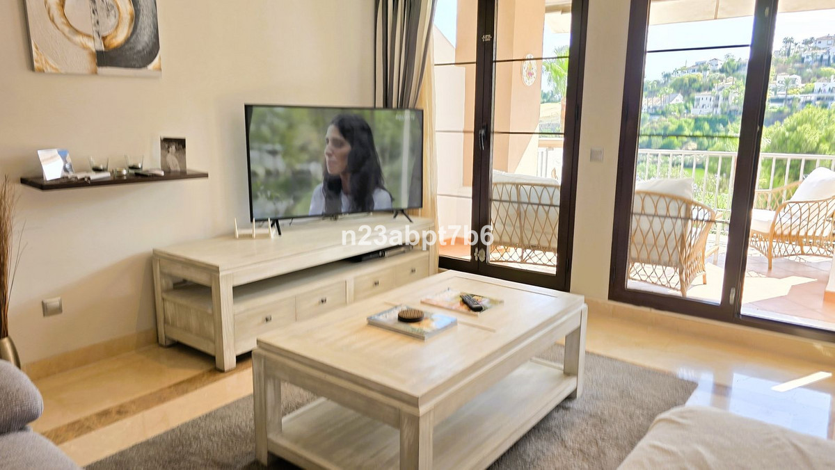3 Bedroom Apartment in Benahavís - Foto 3