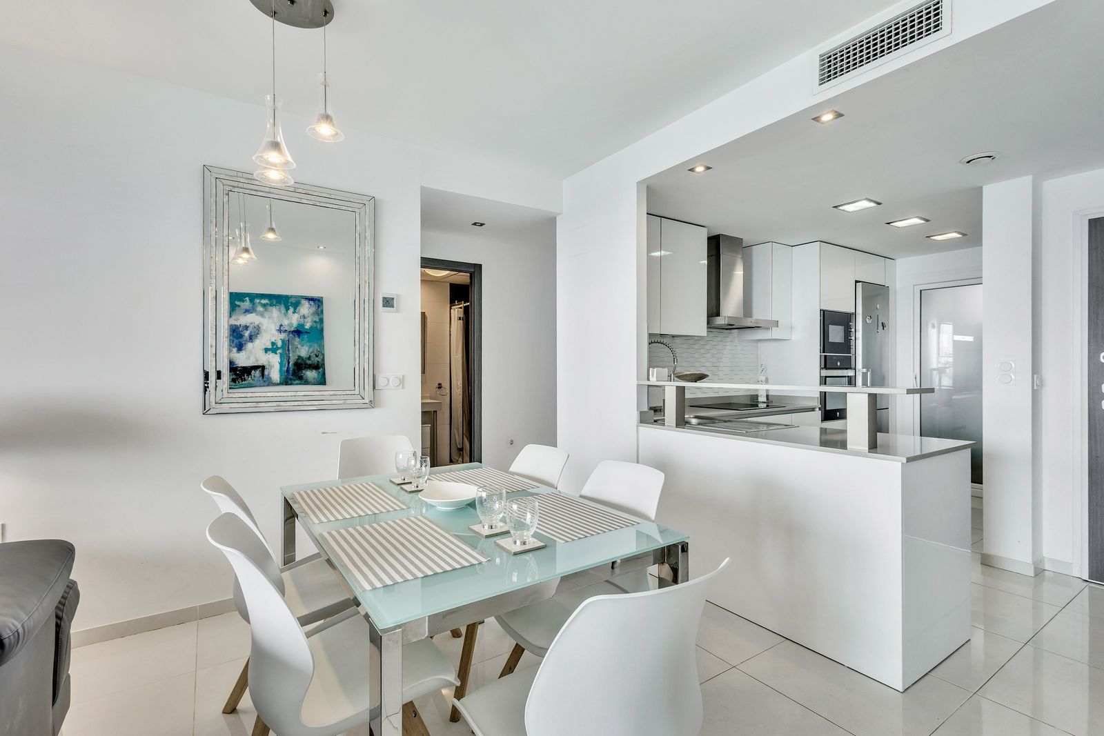 Apartamento com 3 quartos com vista mar em Alicante, Espanha – Foto 8