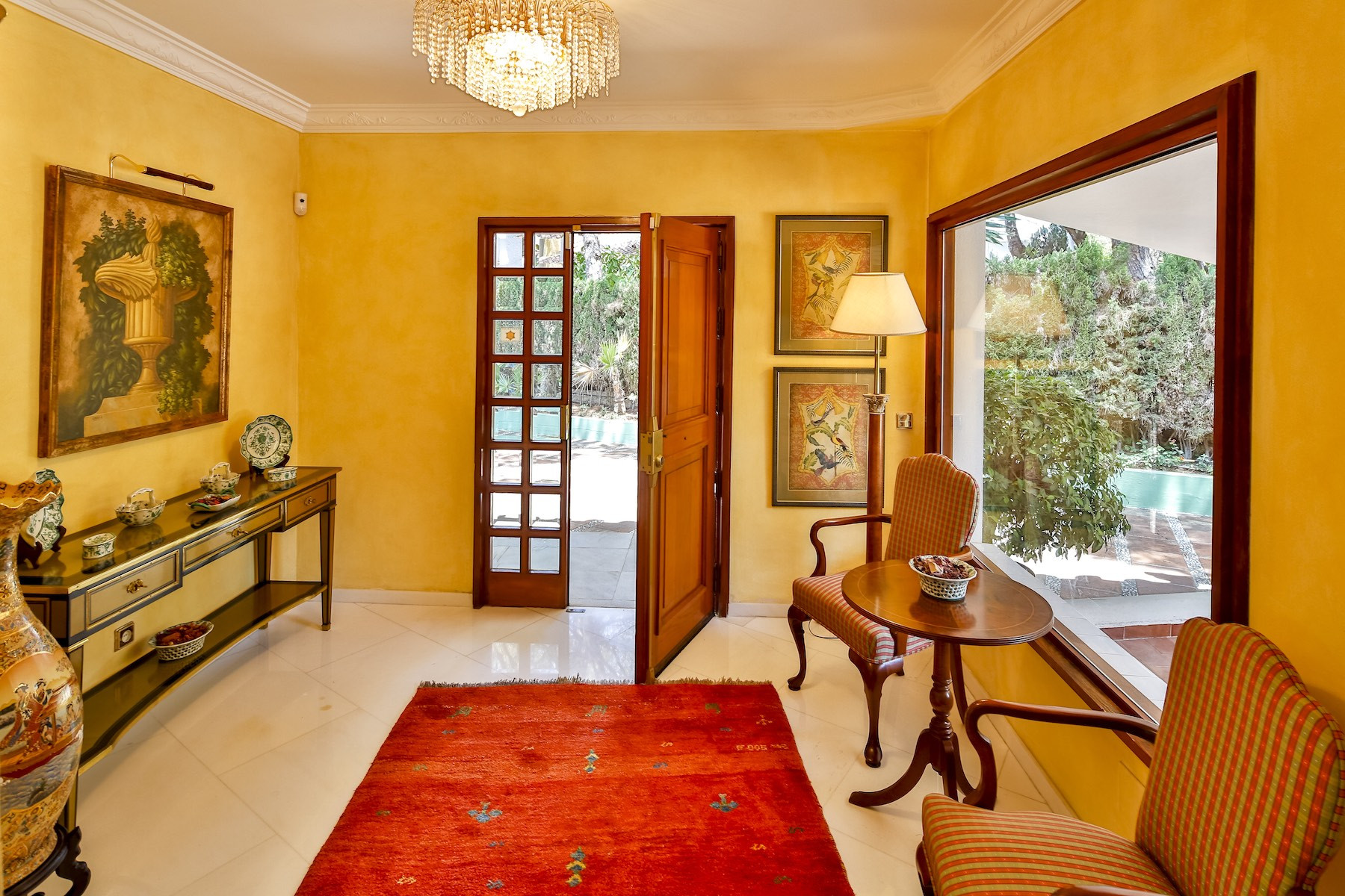 6 Bedroom Villa in Marbella - Photo 11