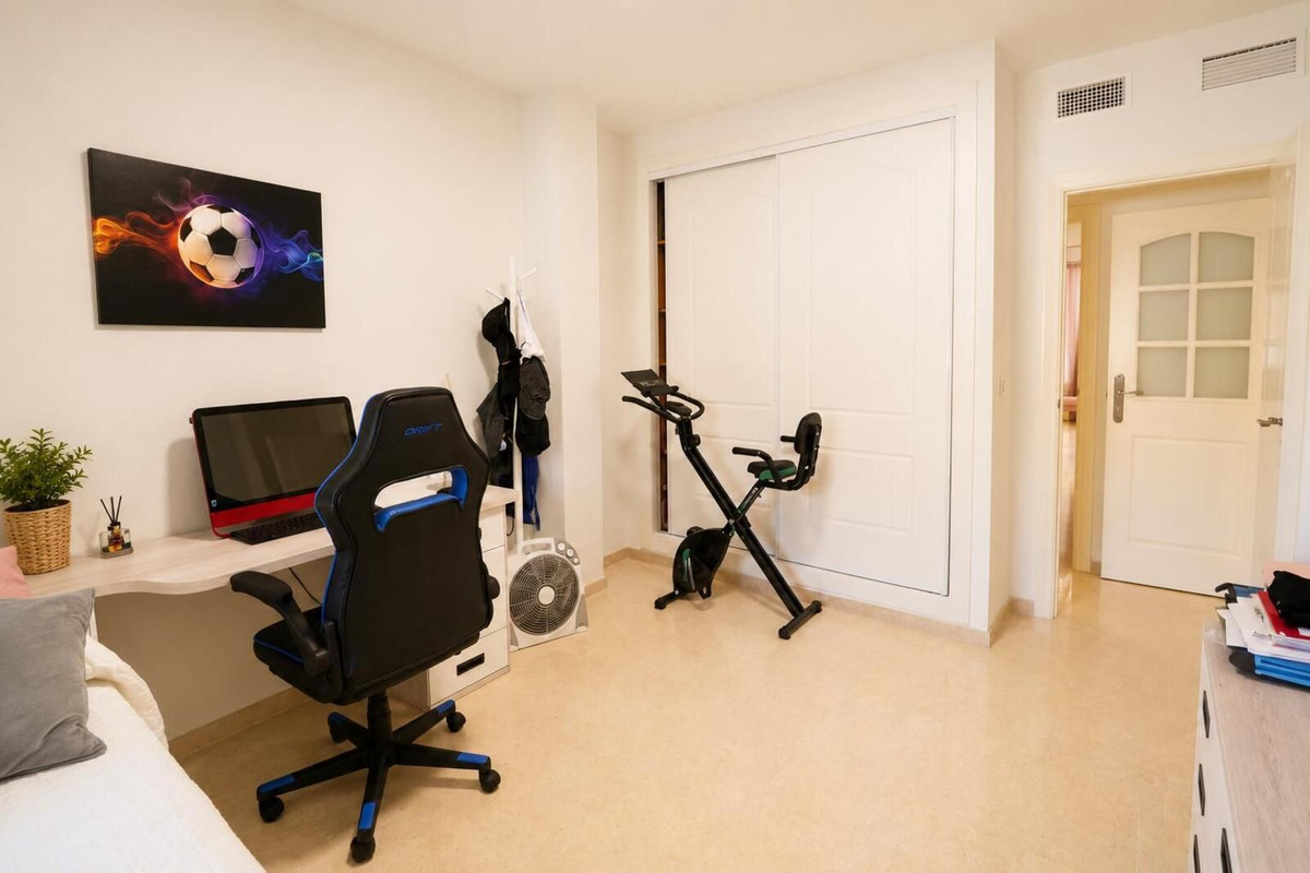 2 Bedroom Apartment in Marbella - Foto 21