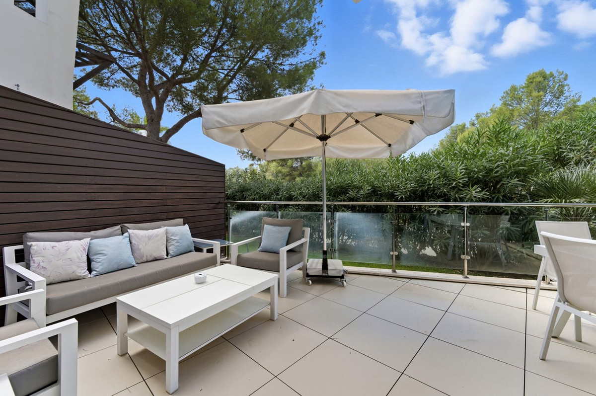 2 Bedroom Villa in Marbella - Photo 13