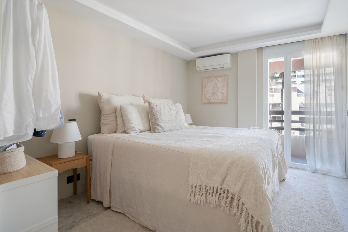 Apartamento com 3 quartos com piscina em Málaga, Espanha – Foto 12