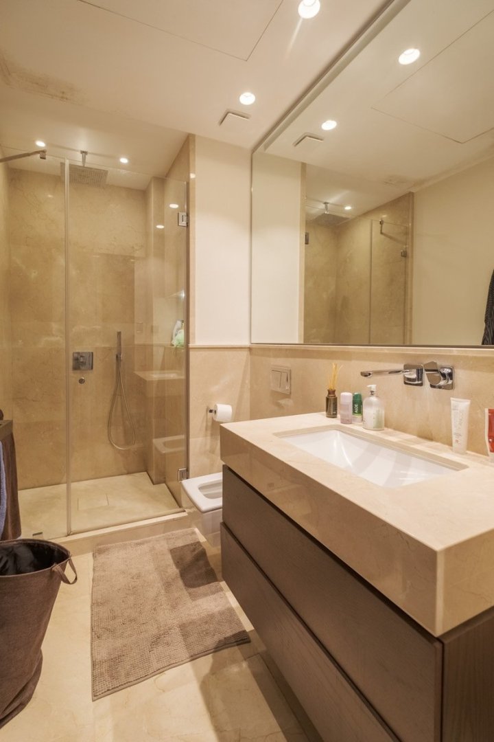 4 Bedroom Apartment in Marbella - Photo 18