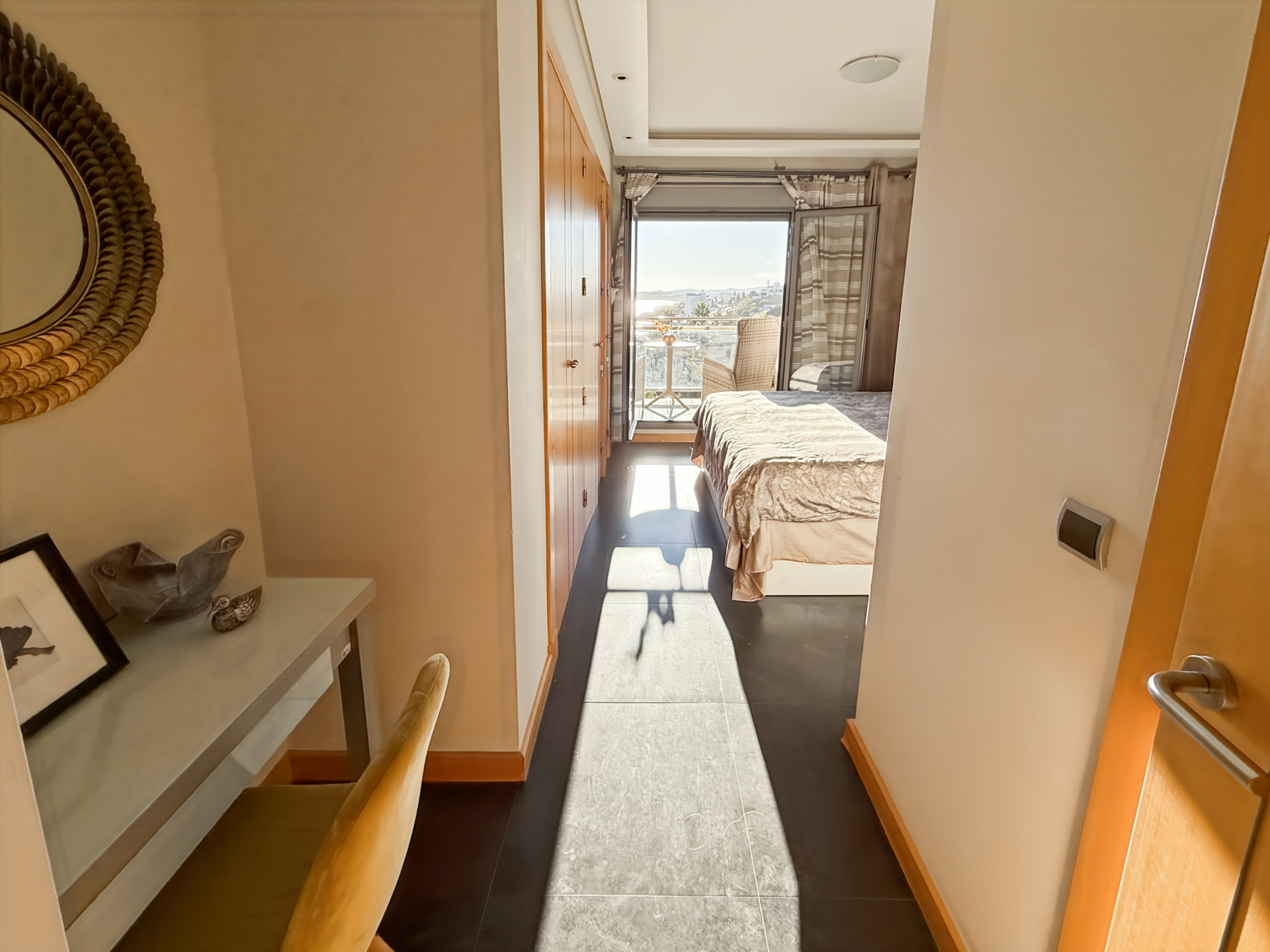 2 Bedroom Apartment in Benalmádena - Foto 17