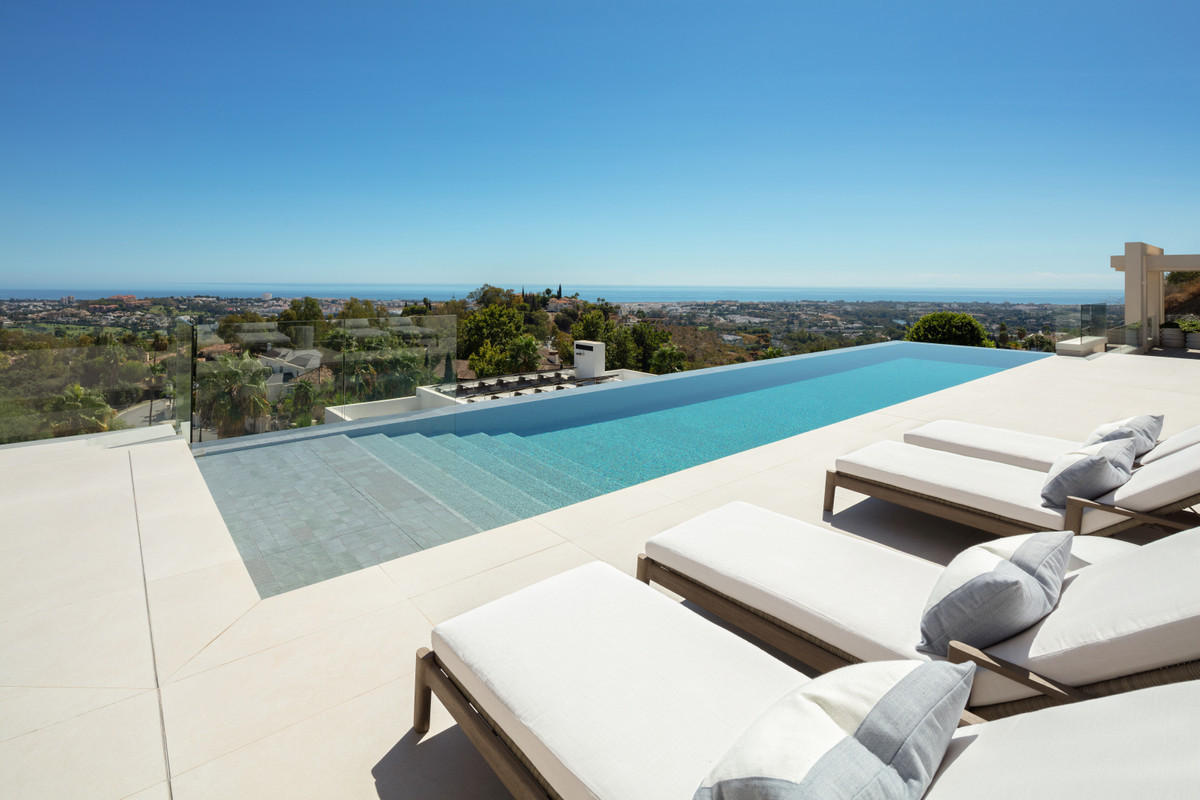 6 Bedroom Villa in Benahavís - Foto 2