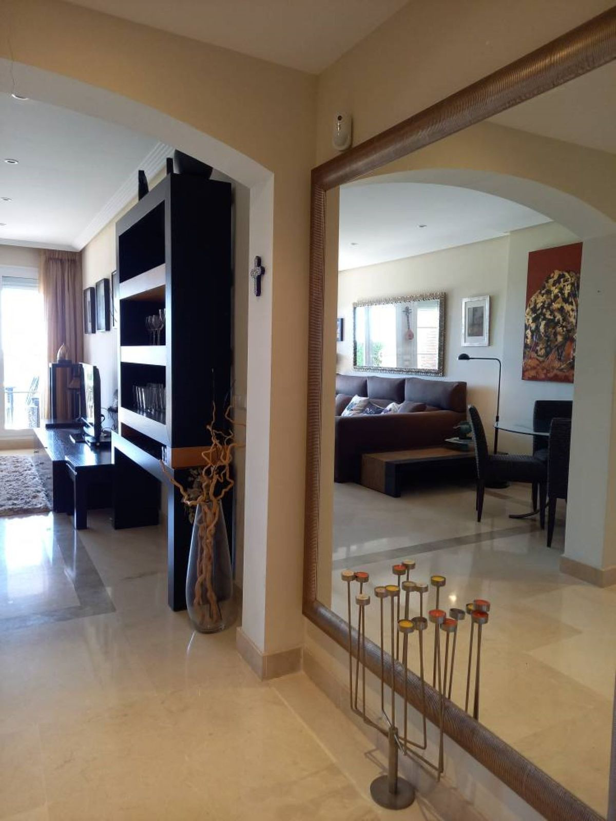 3 Bedroom Apartment in Benahavís - Photo 17